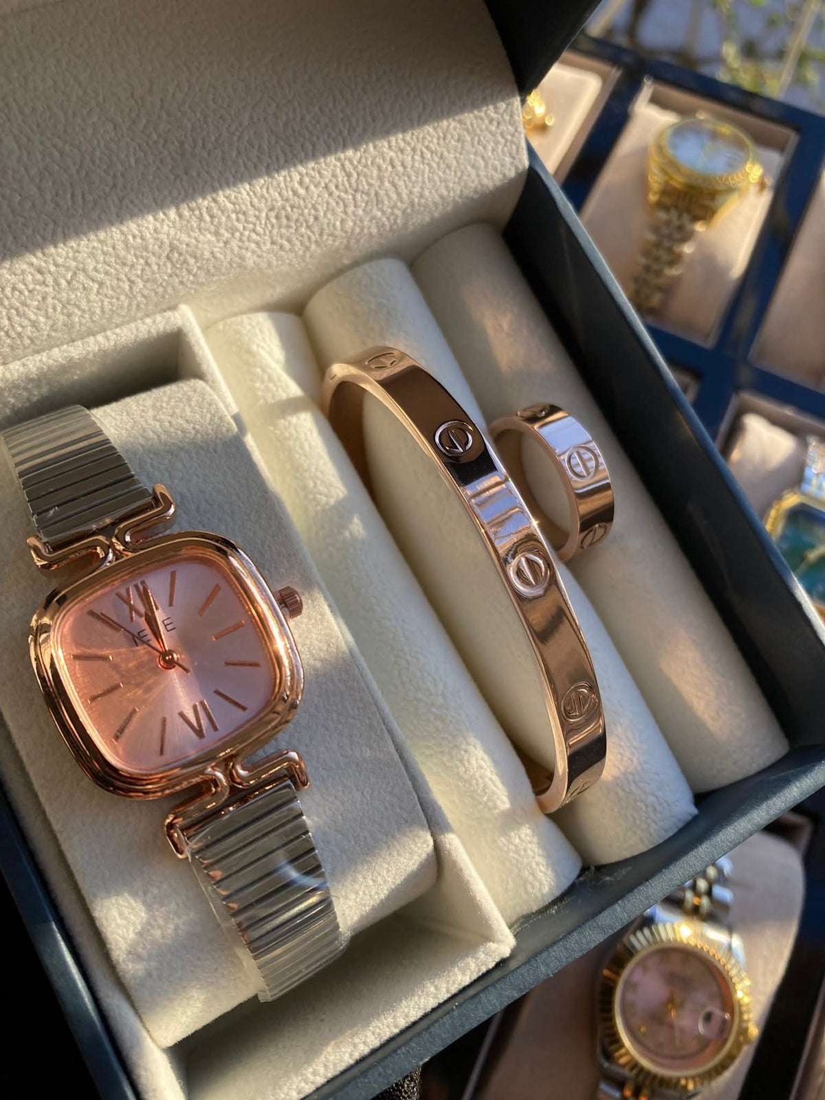 عرض ساعة أطفال